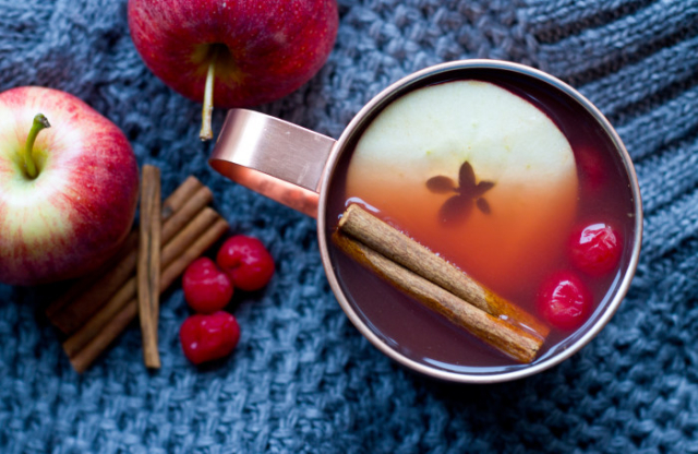 Mulled Tart Cherry Apple Cider